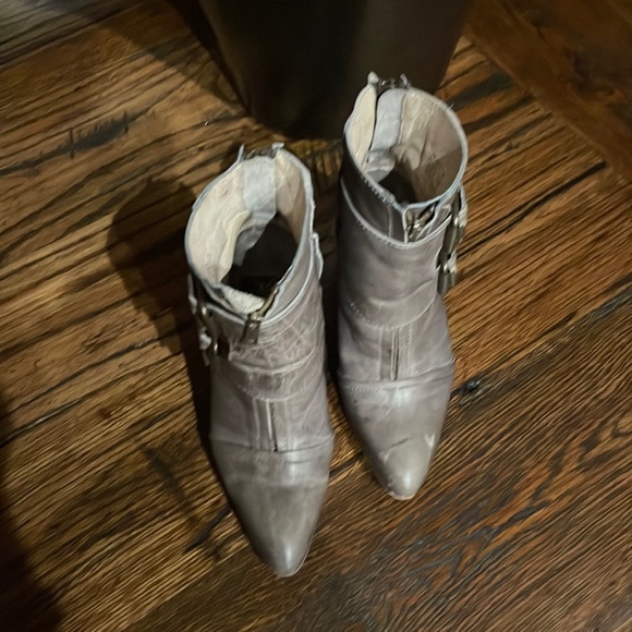 Freebird Booties - Picture 4 of 10